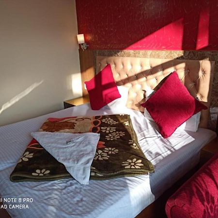 Hotel King Palace - Nature-Valley-Luxury-Room - Prime Location With Parking Facilities Шимла Экстерьер фото