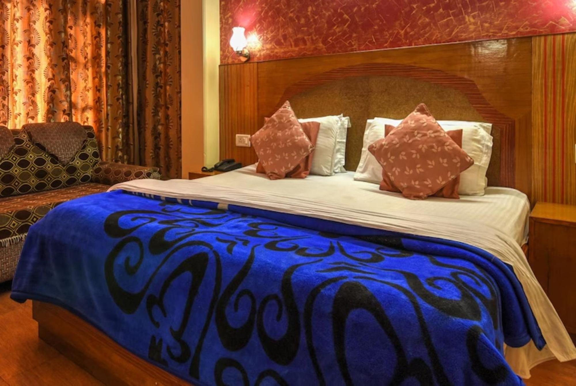 Hotel King Palace - Nature-Valley-Luxury-Room - Prime Location With Parking Facilities Шимла Экстерьер фото